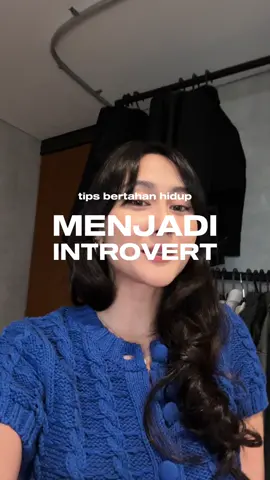 BUAT LO YANG MAU MULAI MEMUPUK JIWA EXTROVERT DAN MAKIN PEDE WAJIB BANGET NYOBAA. MUMPUNG GA PERLU JASTIP LAGI. FRESH BANGET COY #DimulaiDenganTheraBreath @Therabreath by CND #gayaditiktok #ootdtiktok 