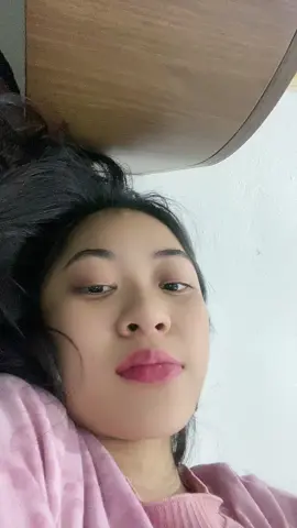 Mẹ cuộc đời lần đầu mang bầu nghén cái gì cũng có có ai tiết nhiều nước bọt nhu e k e sắp phát điên r