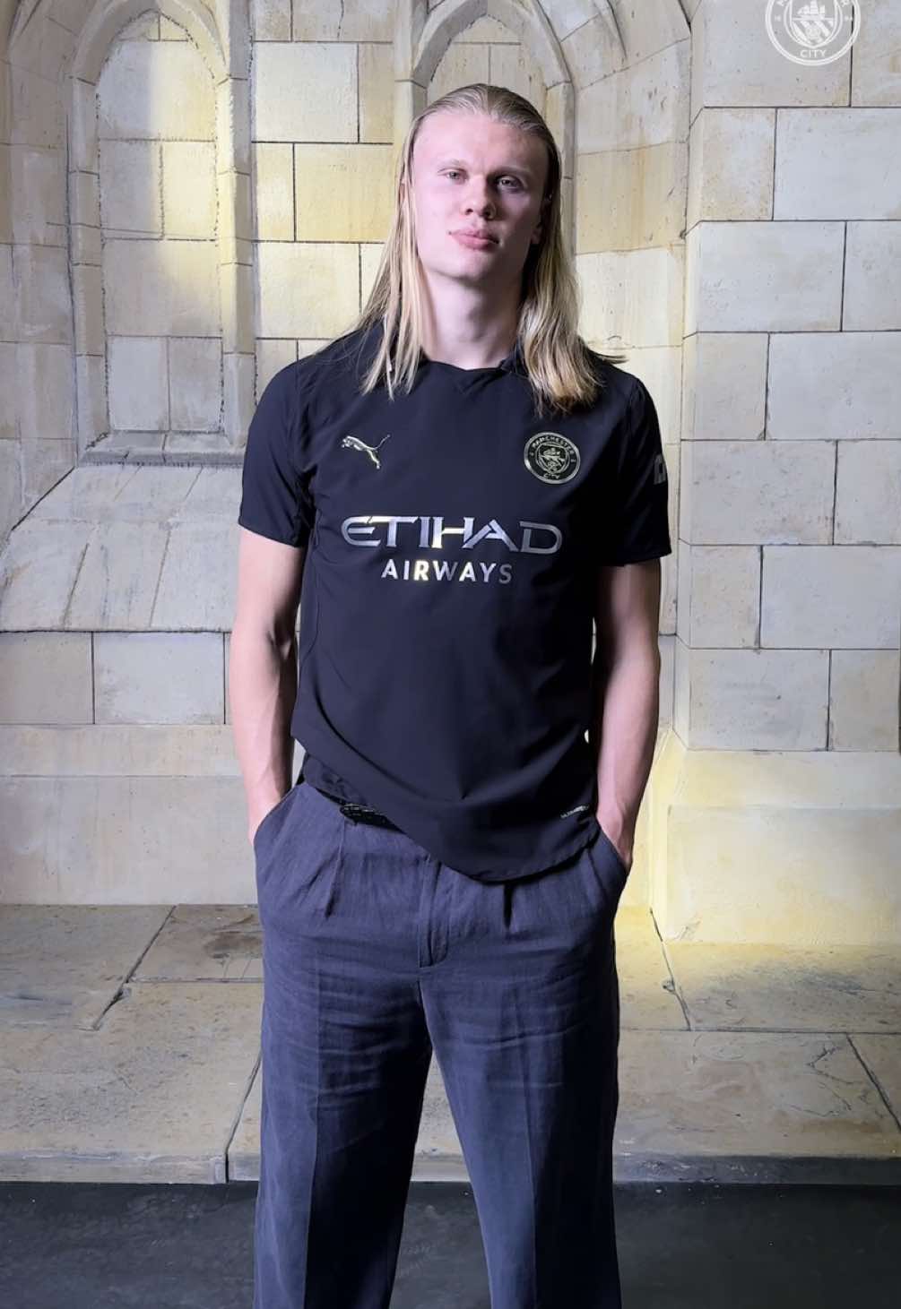 Looking sharp 👌🖤 #ErlingHaaland #ManCity #Football 