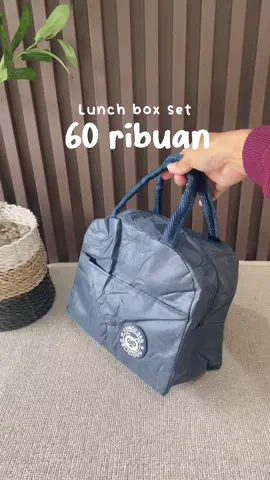 Satu set lengkap, gak perlu ribet lagi! #lunchboxset #tempatmakan #bekalanak #lunchboxanak #idebekal   #eatkit 