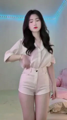 Em Huyền ✌🏻@Huyền tập nhảy🌸 @Lấy ck được rồi #fyp #xuhuongtiktok #trending #dancevn 