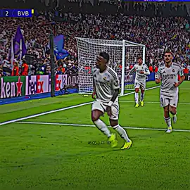 ميطلعش فيديو 100k نبدل محتوي ومتزيدوش تشوفو ابداعي 🥷🏻😍+اعادة نشر! #vinicius #realmadrid #fyp #sonicxamp_edit #تصميم_فيديوهات🎶🎤🎬 