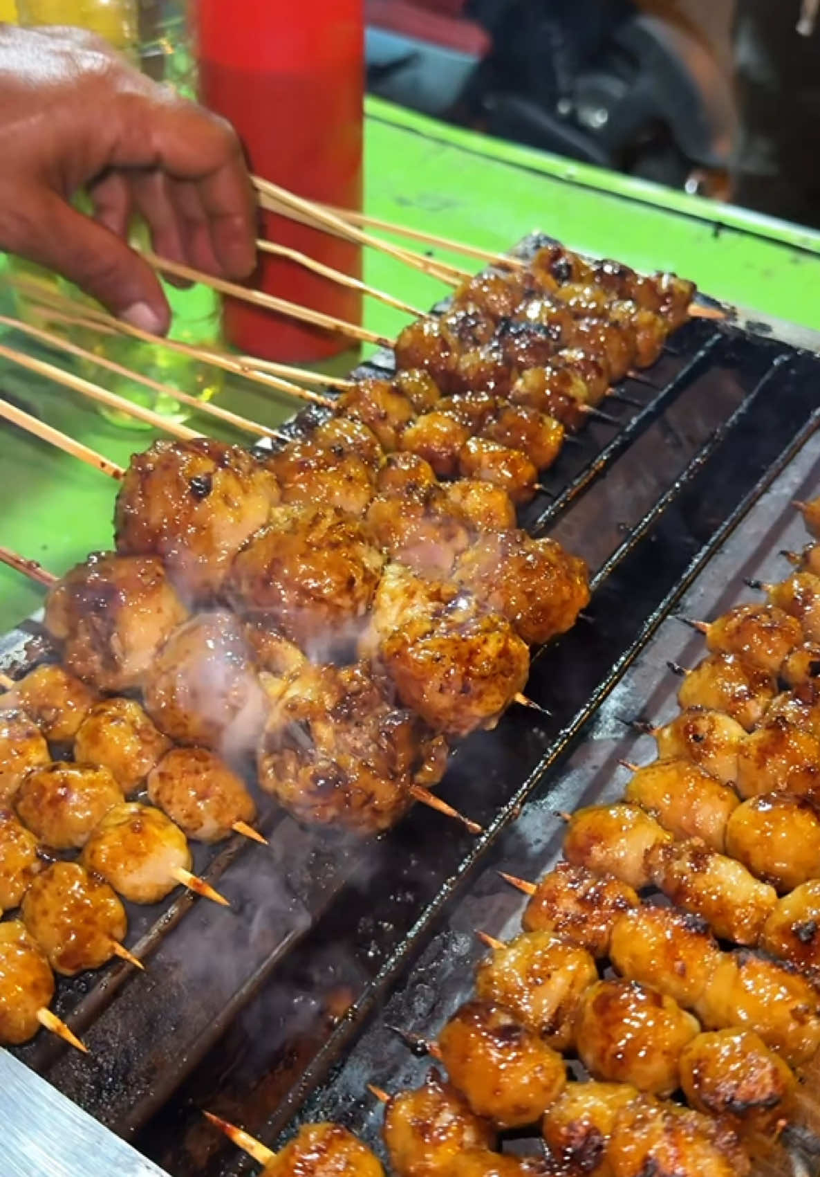 Siomay bakar mas Yos by @Yull , alamatnya di Jl. Cendrawasih, Heledulaa Sel., Kec. Kota Tim., Kota Gorontalo, depan masjid Al-waqaf, kompleks azalea futsal #kuliner #baksobakar #streetfood #kulinergorontalo #food #Foodie #foodies #ellaarsyad #gorontalo