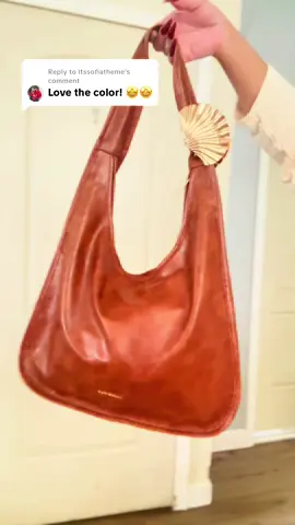 Replying to @Itssofiatheme #bag #purse #shoulderbag #dealsforyouday #OOTD #momootd #coolmom #tiktokmademebuyit #tiktokshopcreatorpicks #fashion #SummerFashion #fyp #foryoupage @Newbella.Fashion  