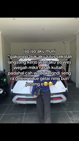 Wediku ming siji nek ra iso banggakke wong tuaku☺️☺️ #masukberandamuu #ibu #fouryou #smkbisasmkhebat #stmstory #sarjana #gwsmfamily 