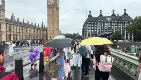 #london #foryou #foryoupage #🇬🇧 #uk #لندن🇬🇧 #بڕیتانیا🇬🇧 #ئەکتیڤبن🥀🖤ـہہـ٨ــہ #uk🇬🇧 