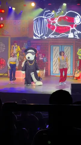 Up next: Sir Barks A lot! @Carowinds #carowinds #snoopy #peanuts #sixflags 