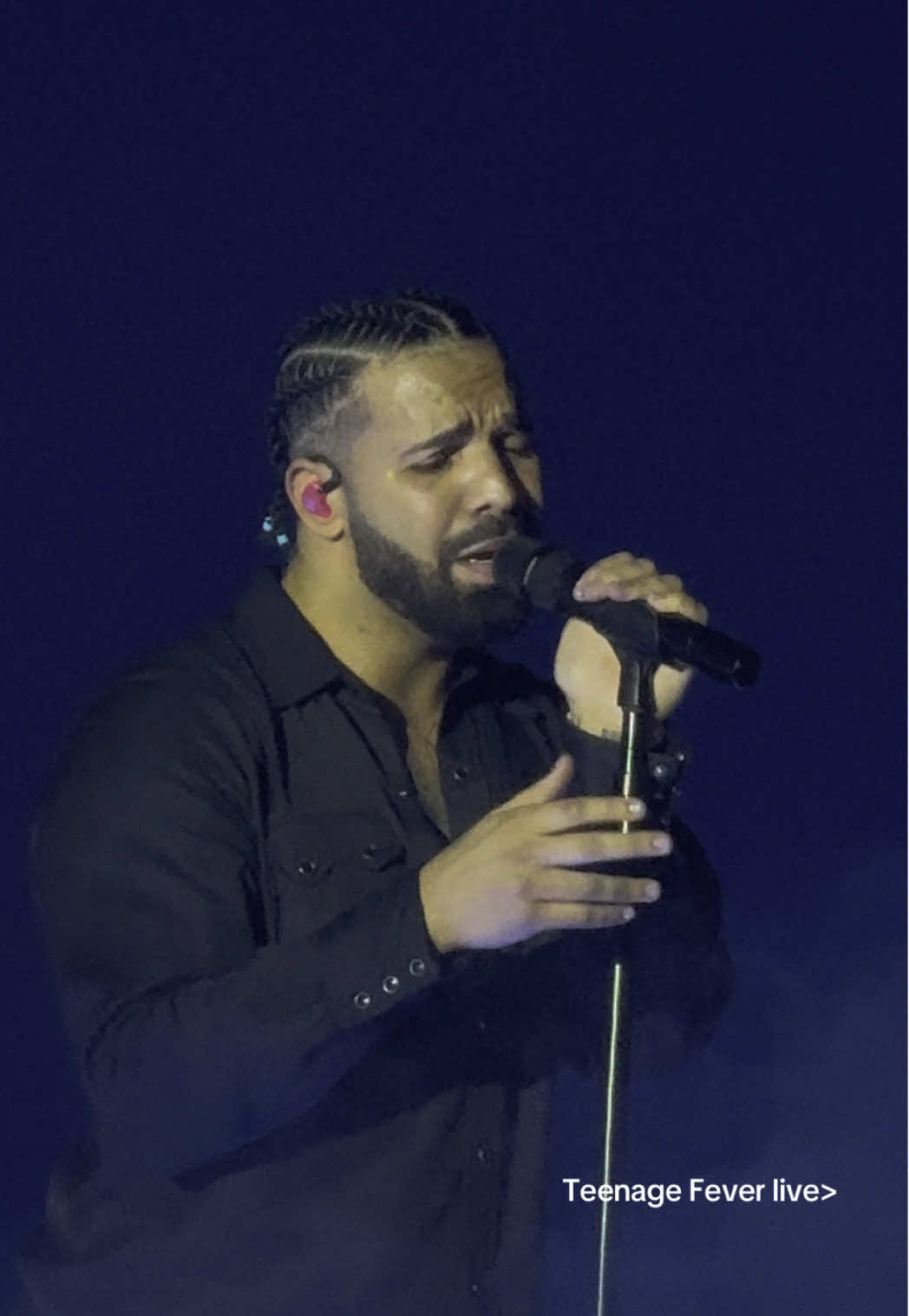 Teenage Fever- Drake Birmingham #fyp #drake #birmingham #uk #sss4utour #drakeconcert #drakelive #teenagefever #ovo 