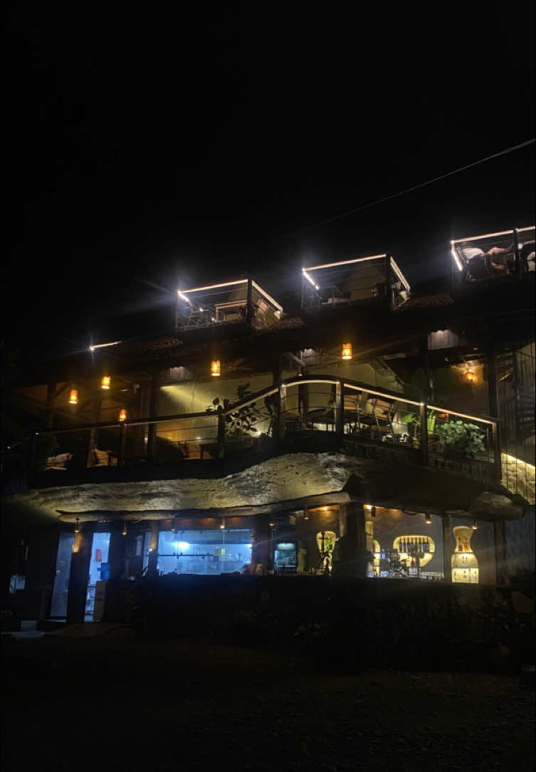 When the sunset paints our evening 🍂. 📍Sauraha, Chitwan #KINAAR #sauraha #restaurant #goldenhours 