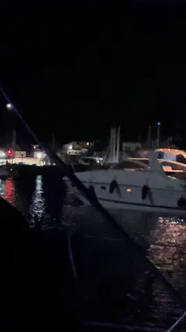 una normale serata in capraia  #fyp #pov #perte #barca #capraia 
