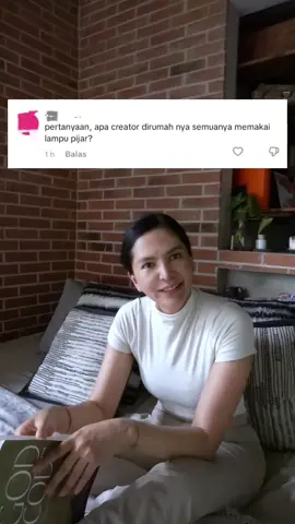 Sudah biasa menghadapi hal hal seperti ini. Terkadang orang lebih nikmat ingin mencari kekurangan orang dibanding menerima saran sehat. Informasi yang aku sampaikan, akan kembali lagi kepada masing masing individu, apakah mau menerima atau tidak. Hal inipun bersifat opsi jika kalian ingin mengetahui pilihan yang lebih baik. Ingat “ MEREKA “ selalu ingin kita lebih sakit. Karena yang sehat tentu tidak akan mendatangkan PROFIT. Walau terkadang hal hal tertentu tidak dapat dihindari, semua harus diakali secara pintar di dunia yang sakit ini.  #chefchitra #lampupijar 