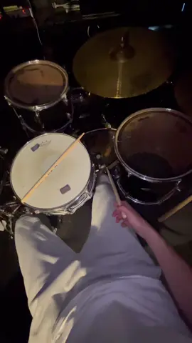 instagram : oscaritto.drums  On reprend quel son après ce classique de @Passenger ? #lethergo #drumcover #passenger #fyp #pourtoi #batterie #nostalgia #drums #foryoupage 