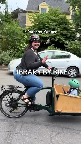 Go support your local library by bike! #gobybike #carfree #cargobike #portland 