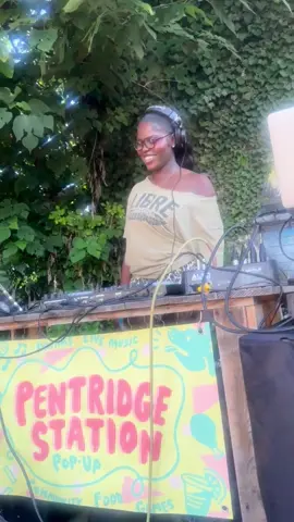Last weekend I DJ in public for first time ever after being scared to for years. I’m so proud of myself for overcoming my fears. I’m also grateful to have the opportunity to perform on the same stage with such talented Djs. This only just the beginning and I wanted to document this day to look back on #philly #phillynightlife #dj #femaledj #soulection #Vlog #watermelonglow #pentridgestation #amorphous #beyonce #mashup 