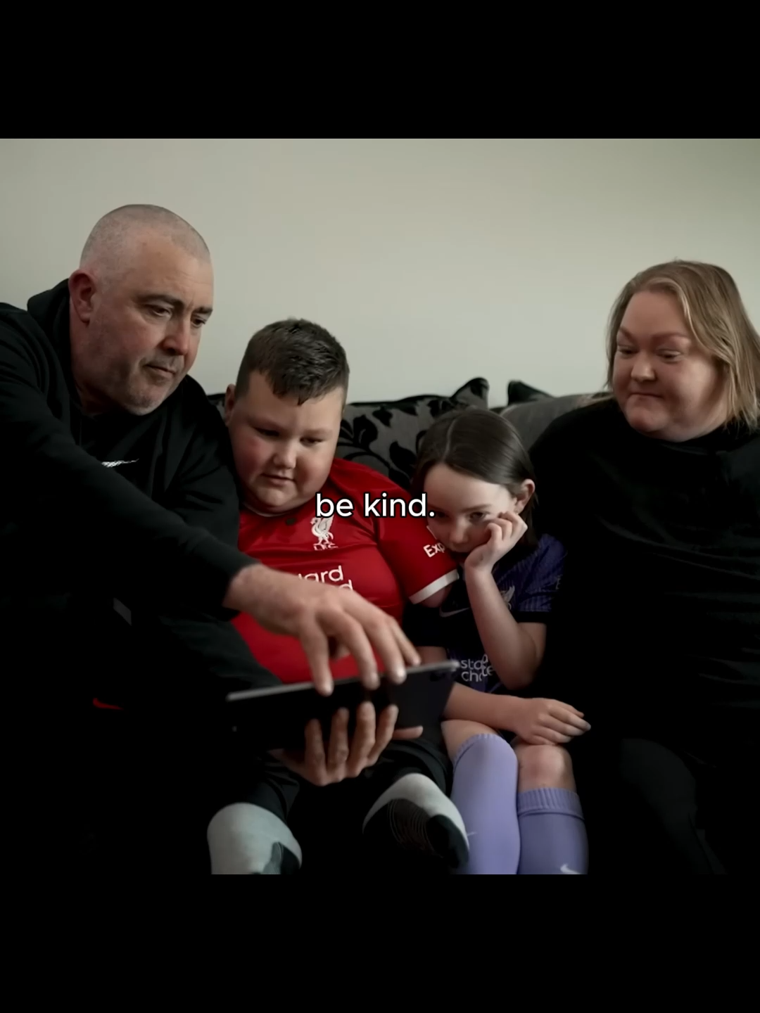 be kind. #positivity #hopecore #fürdich #forupage #MentalHealth #core #fyp #ishowspeedclipz #ishowspeedlive