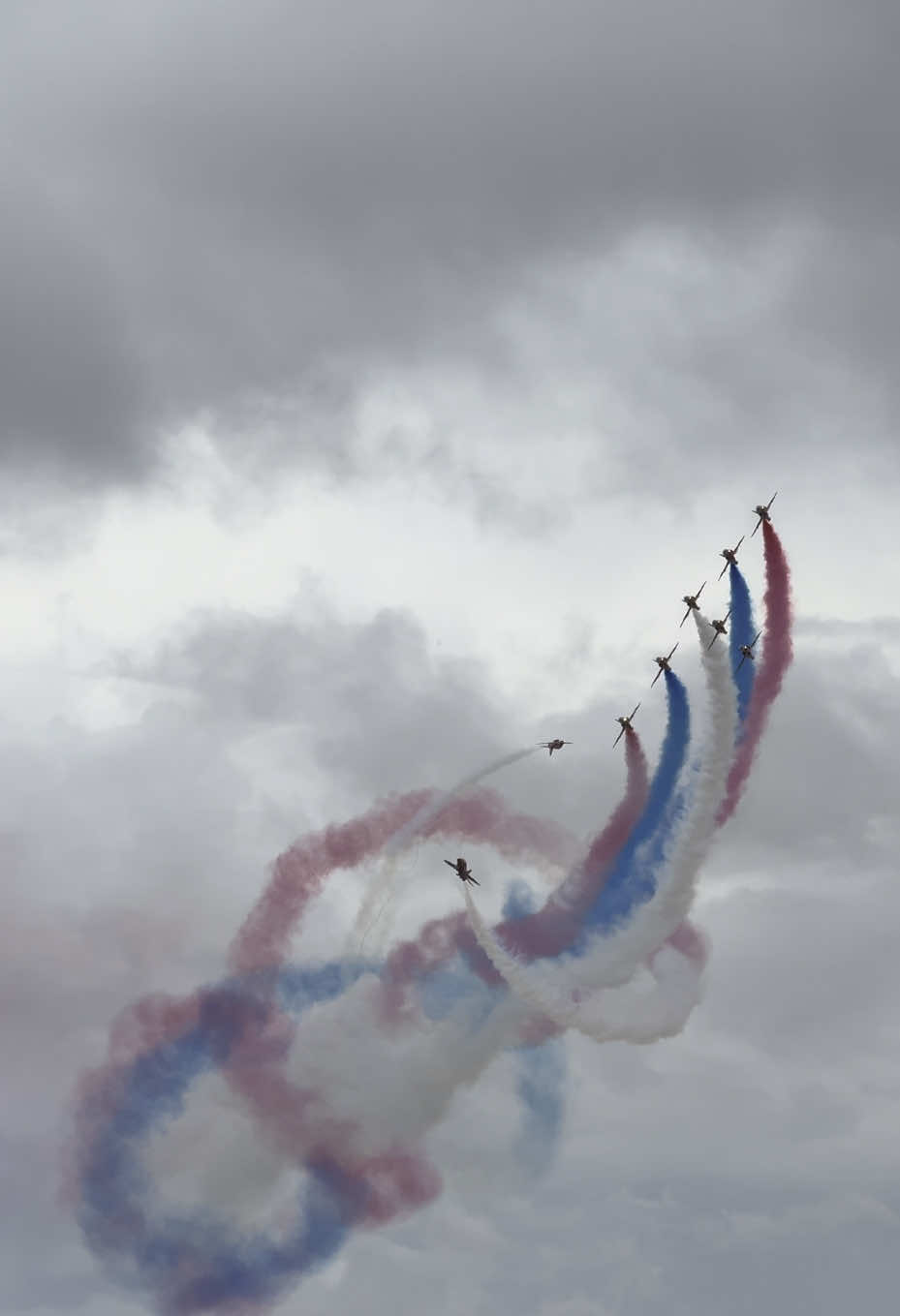 Aura farming in the air 🔥 #Aura #aurafarming #RedArrows #RIAT #royalinternationalairtattoo #Aircraft #tiktokviral #Trending #Original 