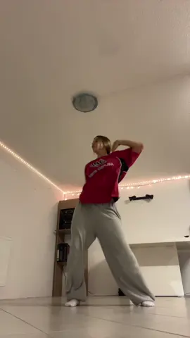 Prr 💣 #dancechallenge #dancer #fyp #dopebwoycartier #fürdich (dc: me) 