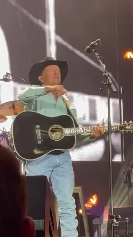 @George Strait singing Unwound in Los Angeles CA Saturday night 7/19/25 #georgestrait #livemusic #sofistadium #inglewoodcalifornia #unwound #losangeles 