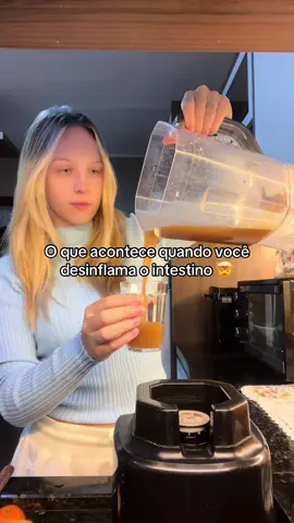 Amigas só fazem isso, não vão se arrepender 🥹🤌🏼 #fyp #corpoinflamado #inchaço #desinchar 
