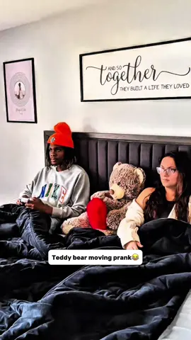 Moving doll prank🧸😂😂 #scareprank #scarecam #scare #scared #foryouu #funny #funnyvideo #viral #viraltiktok #couple #fpy #fpyシ #haha 
