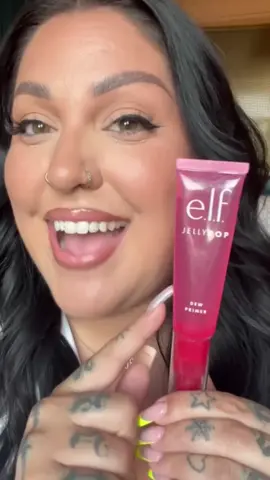 the limited-edition Jelly Pop fam is BACK and juicier than ever 💦 now available @Ulta Beauty 💖 get the glow-down on this juicy drop from e.l.f.’s own Senior Director of Artistry @Lipsticknick 👀 the ✨ exclusive ✨ Jelly Pop Vault features the entire collection, all packed inside the One in a Melon makeup bag (online only at Ulta Beauty!) 👛 the full collection is available online & in-store 🧡 #elfcosmetics #eyeslipsface #JellyPop #spillthetea 
