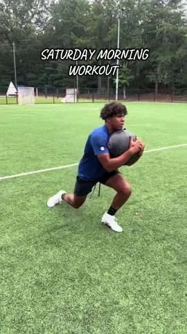The Comeback Kid!! Osteocondritis Dissecans in both knees…where? No cartilage in the left knee? Not anymore! The pride I have in watching a basic workout is indescribable after spending months seeing him completely immobile. What’s the old saying? The comeback is always bigger than the setback!! #ocdoftheknee #boymom 