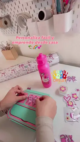 ✨ Emprender nunca fue tan fácil y divertido, los stickers de UV son tu mejor opción!!🤩 🎨  Estoy en colaboración con @OreletPrint usando sus UV DTF stickers para personalizar todo lo que se me ocurra 🌸 solo deja tu creatividad volar 👩🏻‍🎨✂️ No necesitas máquinas ni calor, solo imaginación. De verdad se los súper recomiendo los colores estar muy bonitos 😍 ¡Empieza tu negocio hoy mismo! ✨ 🛒 Usa mi cupón: EQP10 🔗 www.oreletprint.com 🩷Si necesitas ayuda con tus archivos no dudes en enviarme un mensajito 📲🫶🏻 #MomBoss #UVdtf #EmprendeBonito #EQPshop #OreletPrint #UVdtfStickers #OreletPrint #PersonalizaTodo #TermosDecorados  #LoncheraBonita #StickersUV #EmprendeConEstilo #HechoConAmor  #MomLife #EQP10 #EQPshop #EmprenderDesdeCasa #EmprendeBonito #uvdtf #oreletprint 