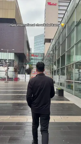 security guard 💂 🇬🇧 #fyp #trendingvideo #asfandyar🇬🇧 #pakistanistudentsuk🇬🇧 #secuirty #uktiktok 