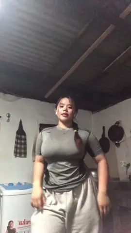 😝