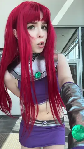 heyy ;p #teentitans #teentitanscosplay #starfirecosplay #starfire #raven #ravencosplay #dc #dccomics 