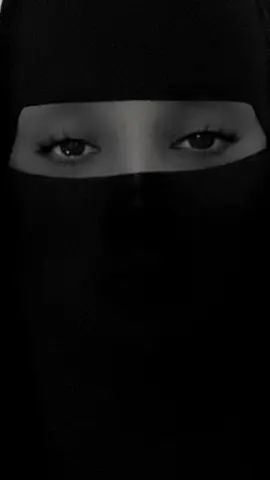 ‏يا ليت وأنا جنبكم يرعى غانم يا حبنا