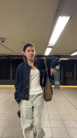 She is so cute #nyc #OOTD #outfit 