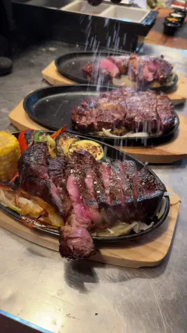 🔴Steak House Evil 🟠Poznań, ul. Podgórna 6 🟡Rezerwacje: 📳 +48665940666          ➡️https://zjedz.my/evilpoznan      🥩🔥Zapraszamy🔥🥩 #steak #stekipoznan #steakpoznan    #steakhousepoznan #beefsteak   #wołowina #wołowinapoznan #porterhouse #ribeye #rostbef #tbone #tomahawk #wagyusteak #wagyuinpoznan #ketomenu #beststeaksinpoznan #asmr #asmrfood #asmreating #food #FoodLover #meatlovers #dlaciebie #poznan #jedzenie #jedzeniepoznan 