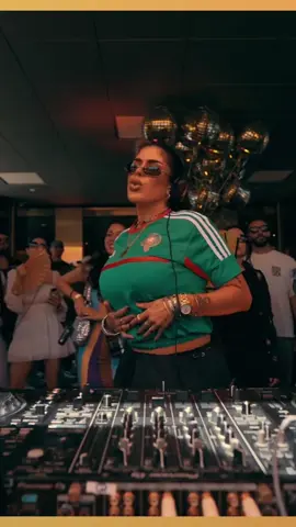 Smooth Operator… with a Spanish twist 🌶️ 🎸 
