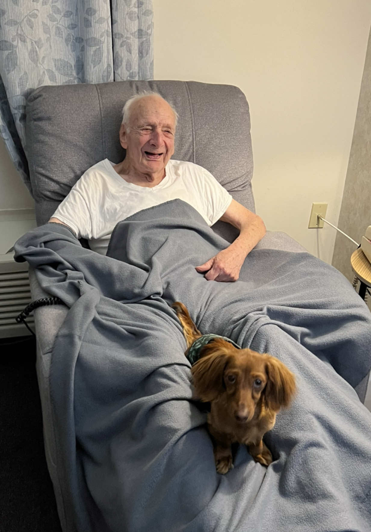 He’s someone’s 103 year old son❤️I’ve had the joy of being his personal caregiver for the past 3–4 years, and it’s been nothing short of a blessing. The stories he’s told, the wisdom he’s shared, and the memories we’ve made together mean the world to me. Caring for someone so special is truly an honor. #caregiver #stna #homecare #elderly #sweet #senior #grandparents #son 