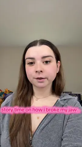 So sorry this is such a long video.. You guys have been asking for a story time so yall shall receive💞 #jawsurgery #surgery 