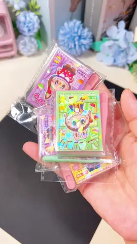 拉布布豆豆本换装贴纸书。