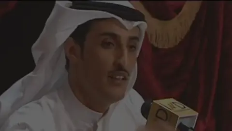 طرا علي الحب الاول والاخير .                #شريان_الديحاني #تيم_المصممين #جـــٓـفـَـا 