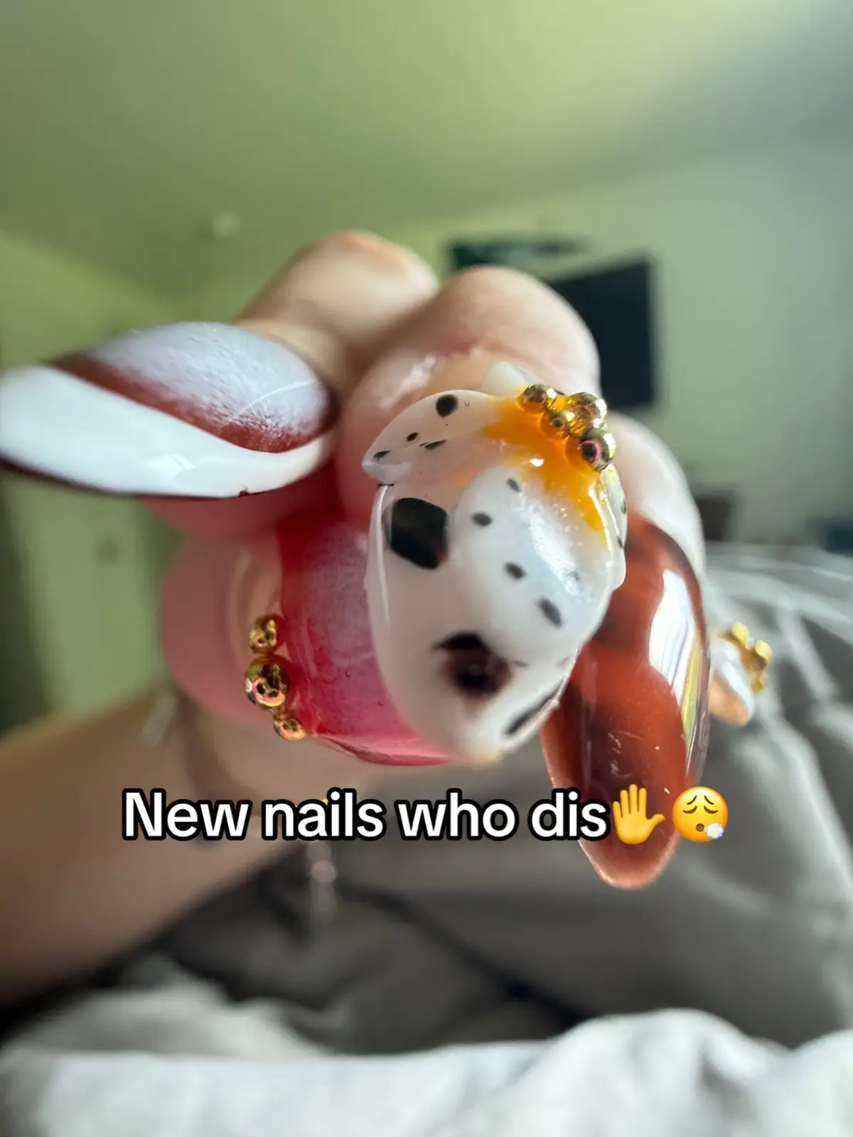 STOP EVERYTHING. Present your claws for inspection IMMEDIATELY.🛑 I didn’t wake up today just to not see the artisanal masterpiece you had glued to your fingers. Extend the talons. I want angles. I want chrome reflections. I want to feel emotionally attacked by your cuticle game. This is not a dril