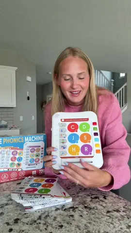 Such a fun tool for kids to learn phonics!!  #phonics #phonicsmachine #mom #fyp #learntoread #kindergartenprep #homeschool 