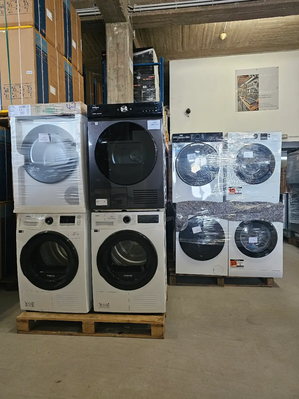 Looking for a trusted supplier of large household appliances? We offer original products from Bosch, AEG, Gorenje, Samsung, LG, Beko, Hisense and more – including new items, returns, and clearance stock, all shipped straight from Germany. 🧊 Fridges 🧺 Washing machines 🍽️ Dishwashers 🔥 And much more! Why choose us? ✅ Competitive wholesale prices ✅ Verified suppliers ✅ Full support with logistics and documentation ✅ Ideal for resellers and distributors 📍 Contact us today!