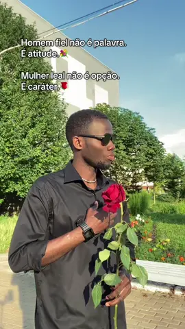 Atitude é fidelidade em movimento. Lealdade é caráter sem explicação. O resto é desculpa de quem não tem nenhum dos dois🌹💐❤️💔 #HomemDeAtitude #MulherDeCarater   #FidelidadeNãoSeFalaSeProva #LealdadeÉCarater   #AtitudeFalaMais #ValorizeQuemTeValoriza   #RelacionamentoReal #JoguinhoNão  