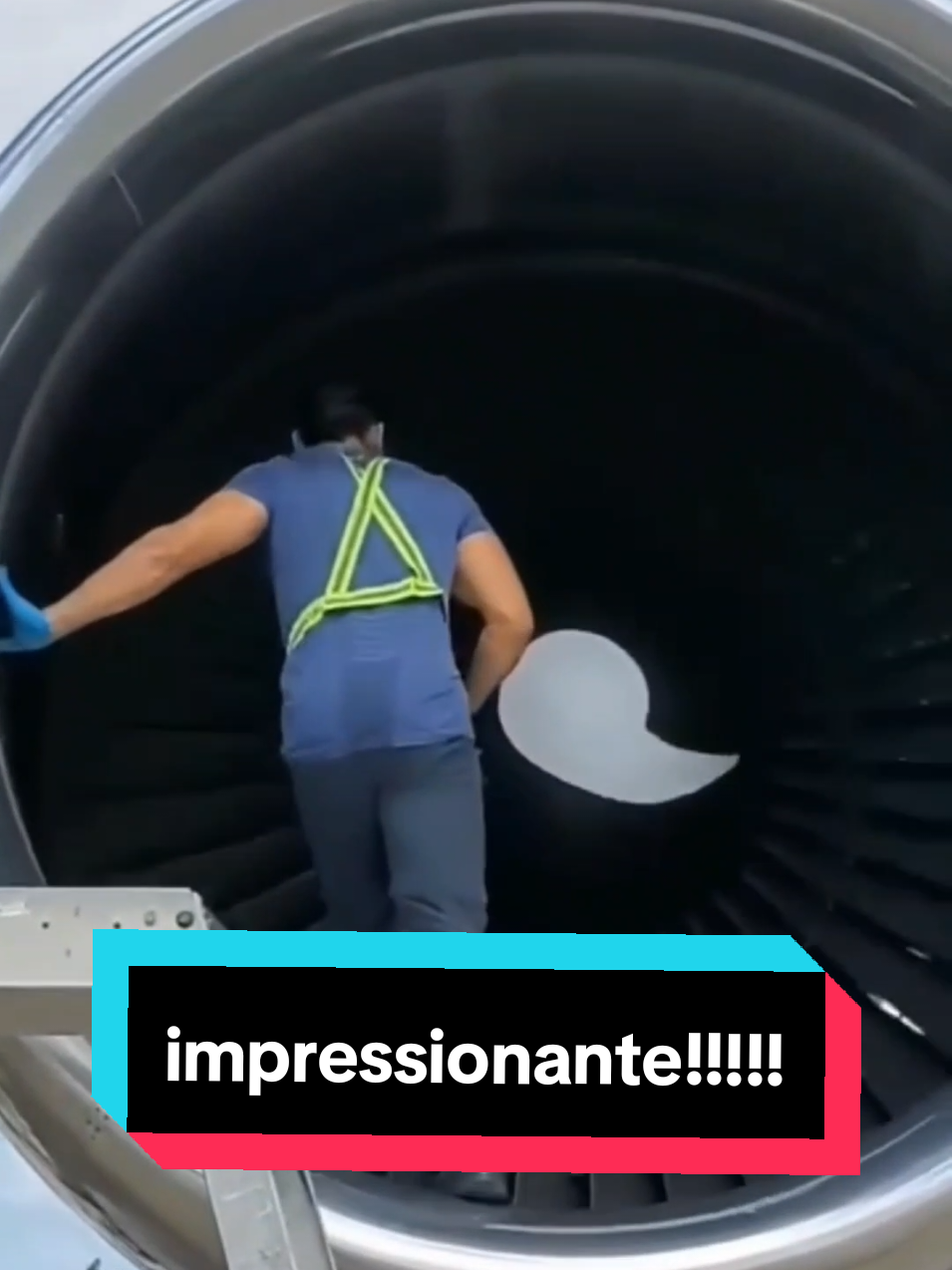 conheça mais sobre o poder da turbina do avião! #viral #fyp #aviao #aeroporto #viraliza 