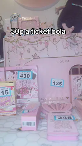 Plou and jelly come test ur luck on my bola!! Live now 23:00 #jellycat #plouise #labubu #bola #raffle #foryoupage❤️❤️ #foryou 
