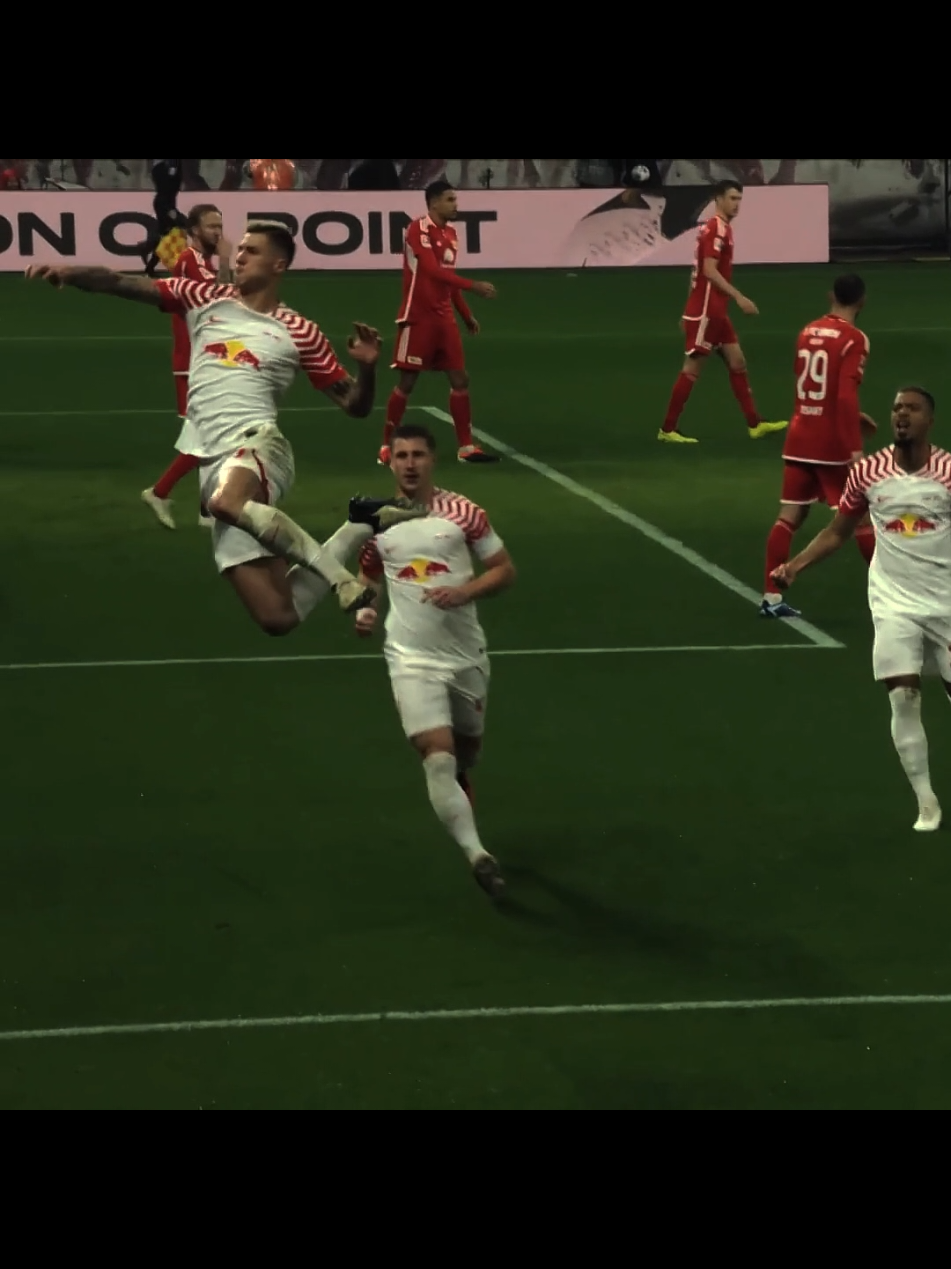. . . #fyp #foryou #rbleipzig  #benjaminšeško #sesko #footballtiktok #benjaminsesko 