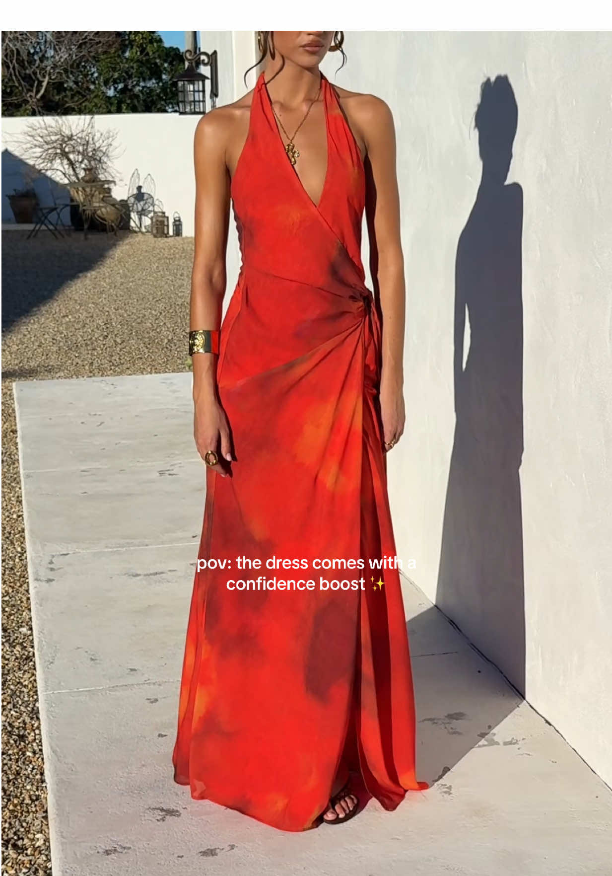 This is your sign to buy the ‘So Chic Maxi Dress’ ✨  #peppermayo #fyp 