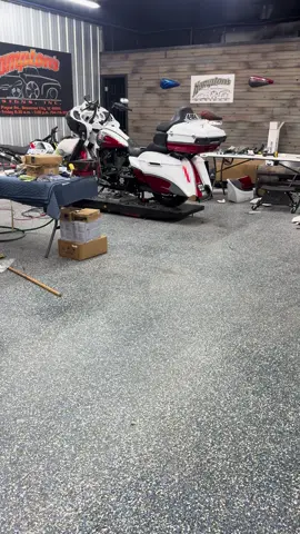 6 speaker rider stereo setup , getting wrapped up, give us a call for all your Harley needs! 704-718-3057 #hamptons #hamptonsdesigns We do not own the rights to this music it was used for demonstration purposes only #fyp #like #share #follow #harley #music #custom 