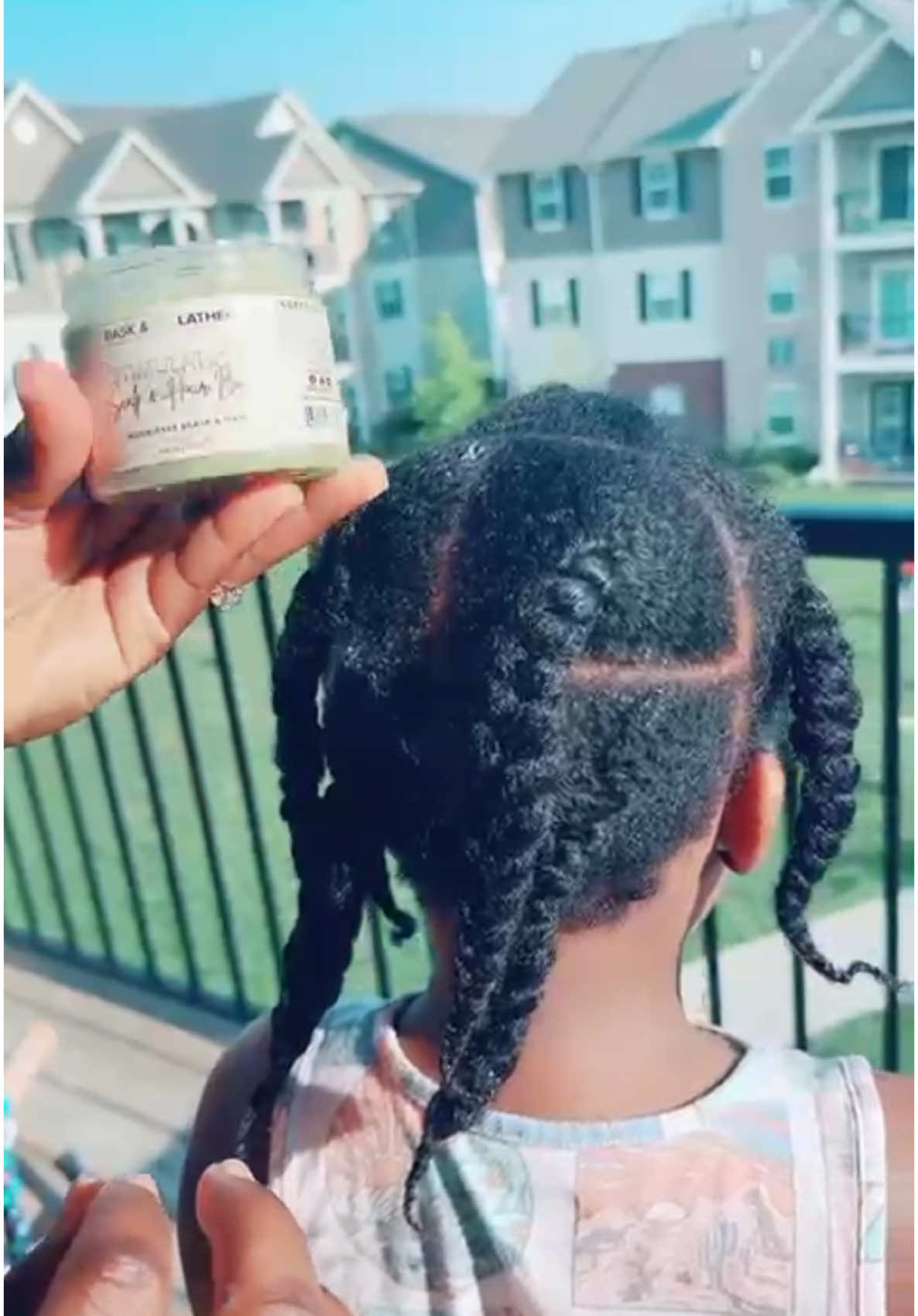 Révélez la force de vos cheveux avec Bask & Lather ! #HairGrowth #HealthyScalp #NaturalHairCare #HairBalm #StimulatingScalp #HairJourney #BaskAndLather #HairGoals #ScalpTreatment #HairLovers @Bask and Lather Co 