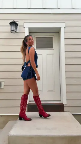 skort is linked post above this💙 #wanted #hunterhayes #countrysong #fyp #OOTD #rodeo #rodeoootd #rodeofit #denim #denimset #denimootd #denimskort #skort #denimskirt #redboots #redcowgirlboots  #inlove #wrapyouup #kissyourlips #cowgirlboots #boots #cowgirl #countrygirl #cowgirlootd #countrygirlootd #tan #bod #slay #beautiful #backlesstop #denimtop #ponytail #outfitinspo #flattering #jeanootd #miniskort #miniskirt 