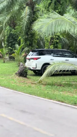 #ล้อขอบ20 #ฟอจูนเนอร์ #vx04suv #เด็กใต้ป้ายชุมพร #ฟอจูนเนอร์แต่งซิ่ง🤩 